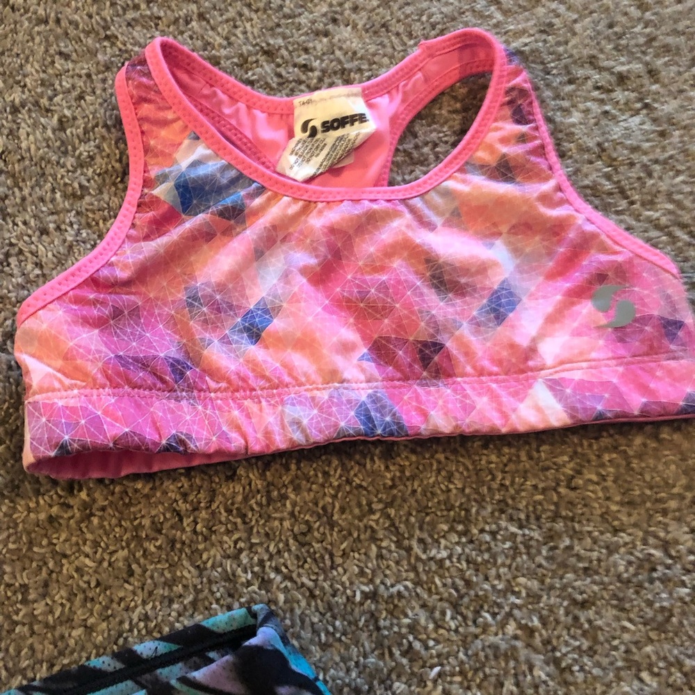 Girls work out gear - Picture 4 of 4